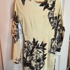 Maurie & Eve Medium long sleeved cream and black dress